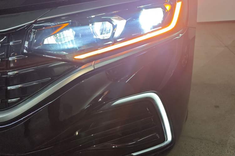 Used Volkswagen Passat New Energy 2025 430 PHEV Hybrid Business Edition Left Front Headlight