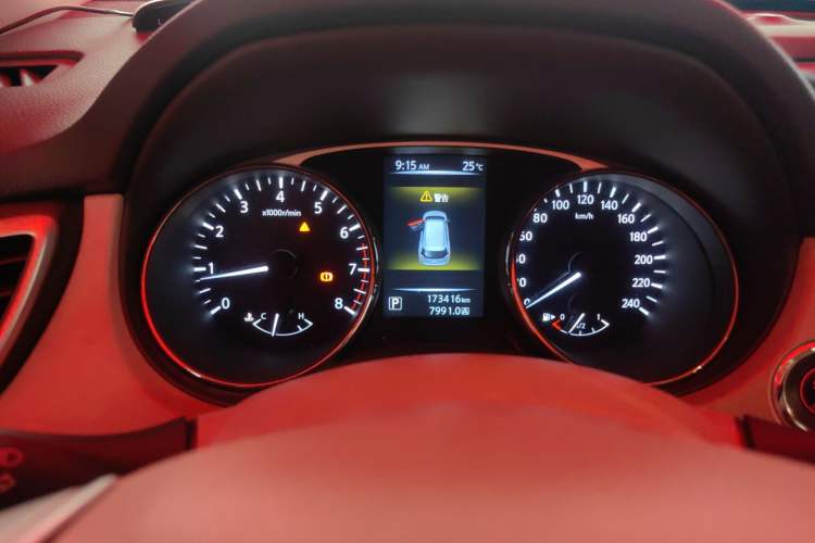 Used Nissan X-Trail 2015 2.0L CVT Comfort MAX Edition 2WD Instrument Cluster