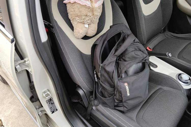 Used Wuling Bingo 2023 203km Light Edition Right Front Seat