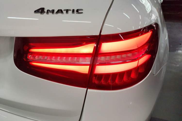 Used Mercedes-Benz GLC 2019 Facelift GLC 260 L 4MATIC Luxury Model