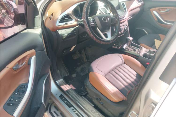 Used Soueast DX7 2015 1.5T Automatic Luxury Model