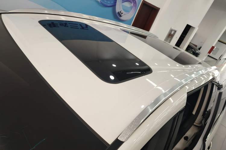 Used Honda Elysion 2022 2.0L eHEV Luxury First Edition