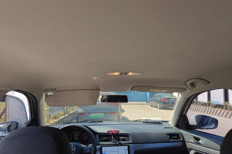 Used Volkswagen Lavida 2017 1.6L Automatic Fashion Edition
