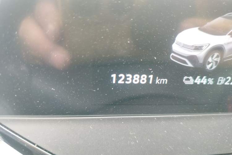 Used Volkswagen ID.6 CROZZ 2022 Long-Range PRO Edition Odometer Close Up