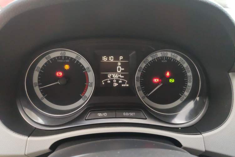 Used Skoda Fabia 2017 1.6L Automatic Sport Edition
