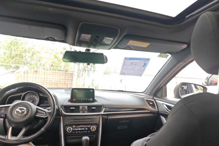 Used Mazda CX-4 2018 2.0L Automatic Two-Wheel Drive Blue Sky Exploration Version China V Standard
