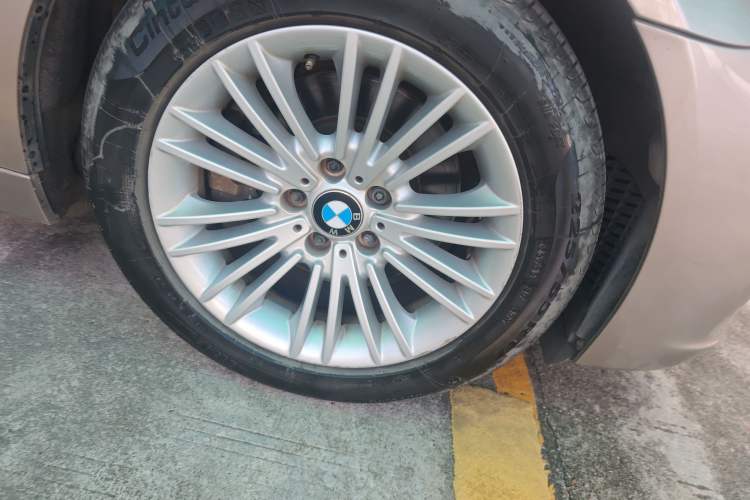 Used BMW 5 Series 2014 525Li Leading Model