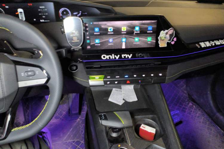 Used Changan UNI-V 2022 1.5T Sport Edition