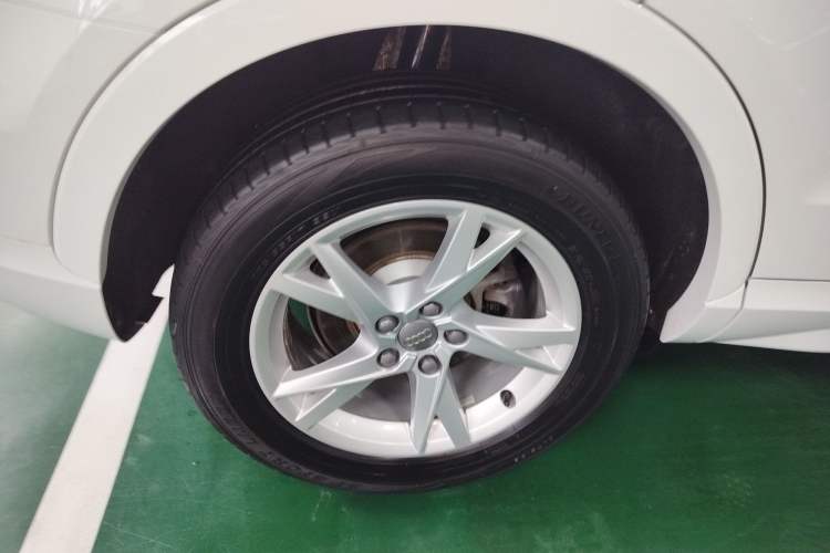 Used Audi Q3 2016 30 TFSI Fashion Model Right Rear Wheel Hub