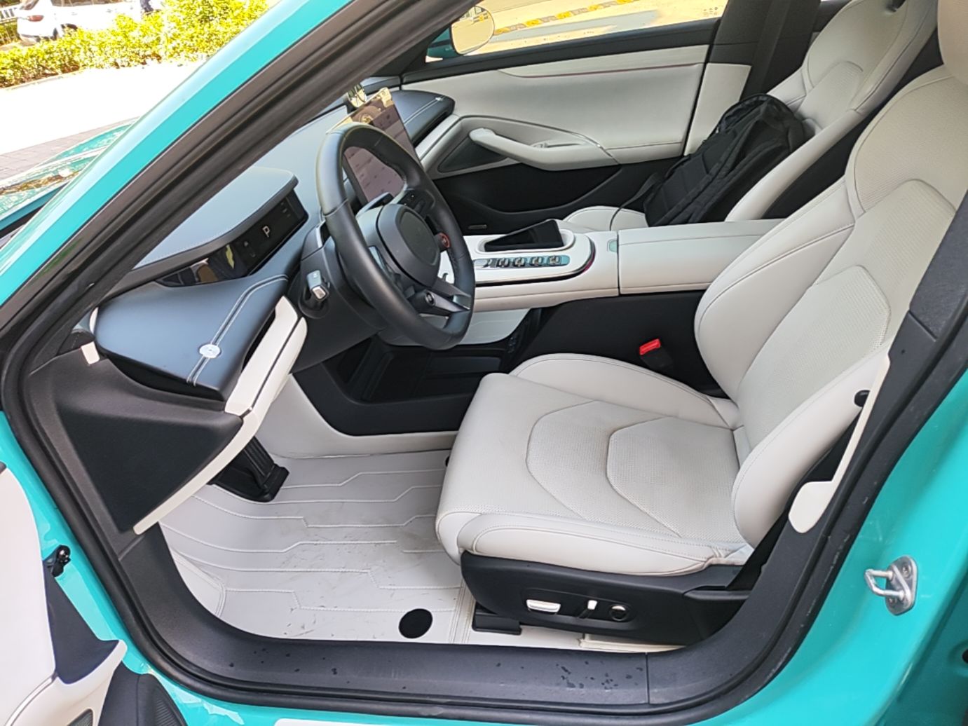 Xiaomi Auto SU7 2024 Rear-Drive Ultra-Long Range Advanced Pro-Level Intelligent Driving Version — снимка 17