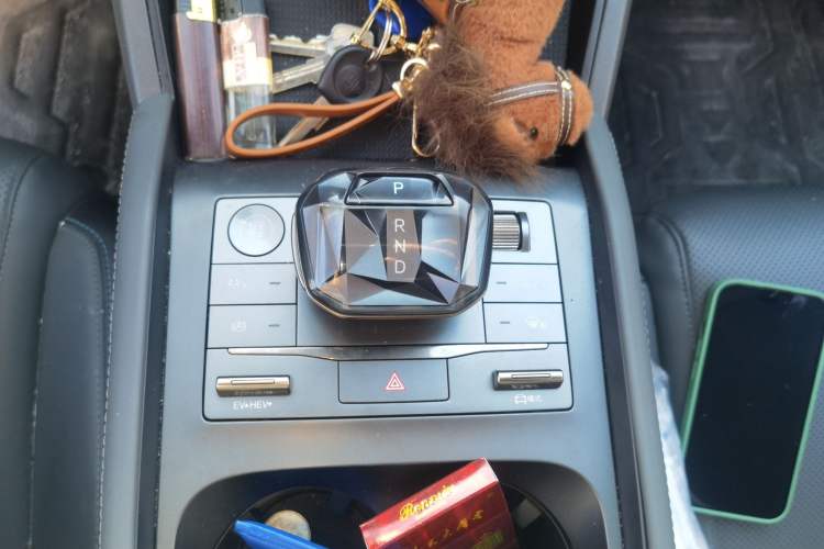 Used BYD Qin L 2024 DM-i 80KM Leading Model Gear Lever