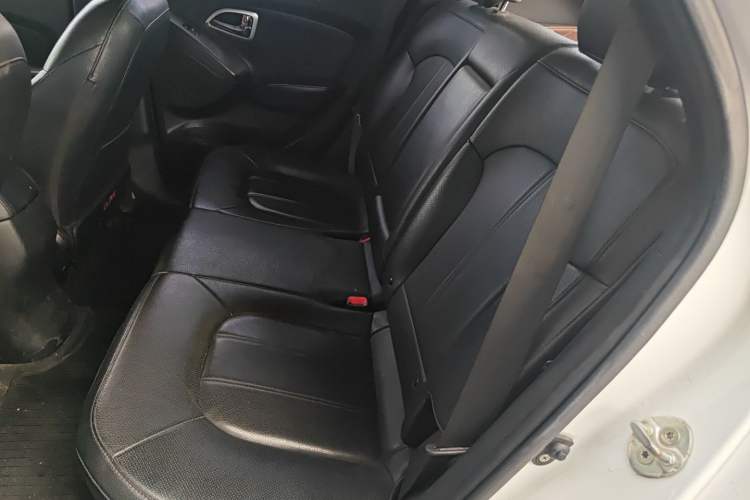 Used Hyundai ix35 2013 2.0L Automatic Two-Wheel Drive Smart GLS China V Standard Left Rear Seat