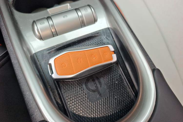 Used BYD Dolphin 2021 405 km Fashion Edition Vehicle Key