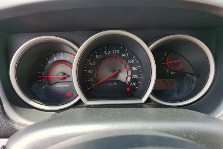 Used Nissan Sylphy 2016 Classic 1.6XE Automatic Leading Edition Instrument Cluster