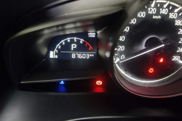 Used Mazda 3 Axela 2017 Sedan 1.5L Automatic Luxury Model Emission Standard China V
