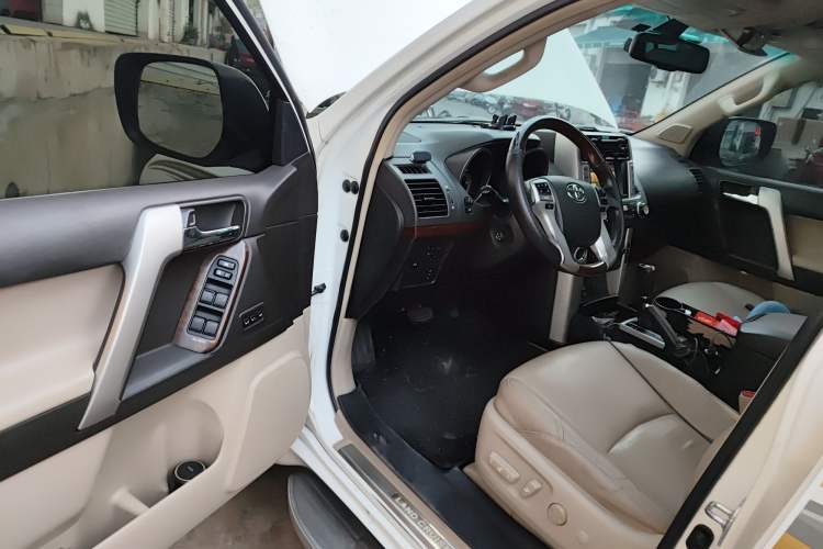 Used Toyota Prado 2010 4.0L Automatic VX NAVI