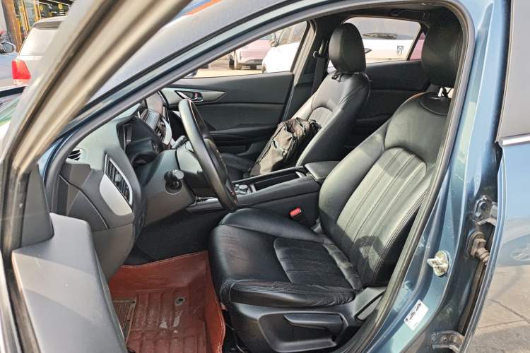 Used Mazda CX-4 2016 2.0L Automatic 2WD Blue Sky Dynamic Edition