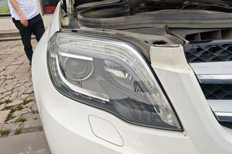 Used Mercedes-Benz GLK-Class 2013 Facelift GLK 300 4MATIC Fashion Edition Right Front Headlight