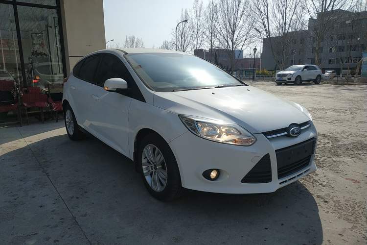 Used Ford Focus 2015 Hatchback 1.6L Manual Fashion Edition