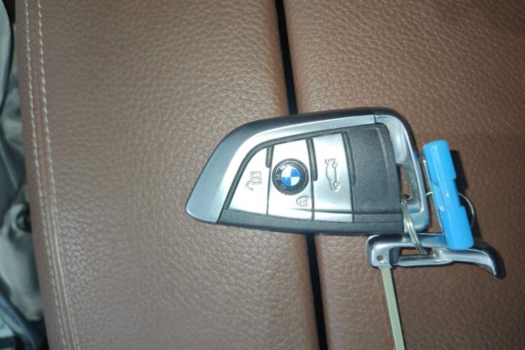 Used BMW X6 2018 xDrive28i
