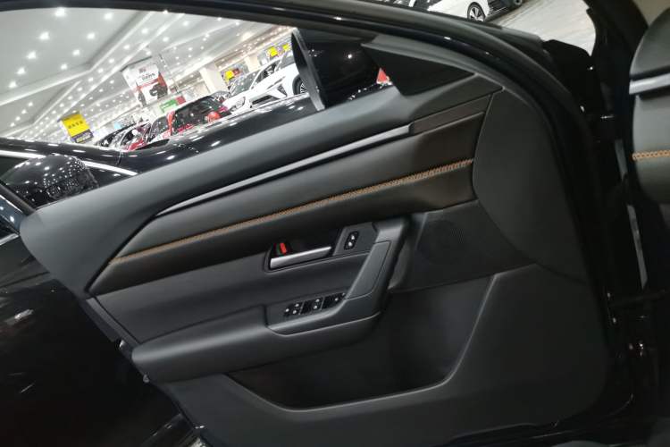 Used Mazda CX-50 2023 2.5L Smart Drive Version