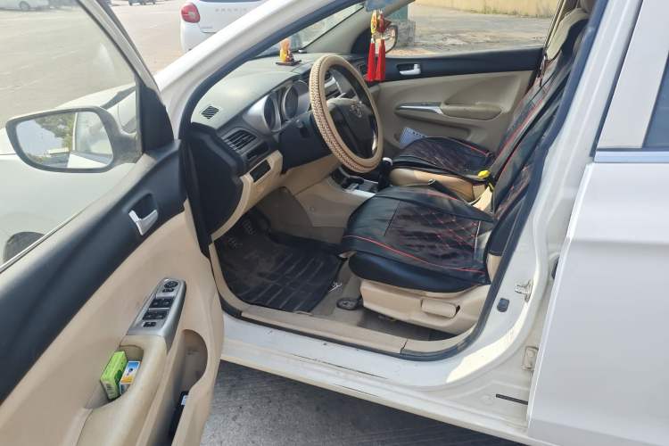 Used Haima M3 2013 1.5L Manual Standard Model
