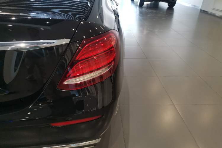 Used Mercedes-Benz E-Class 2020 E 300 L Luxury Model
