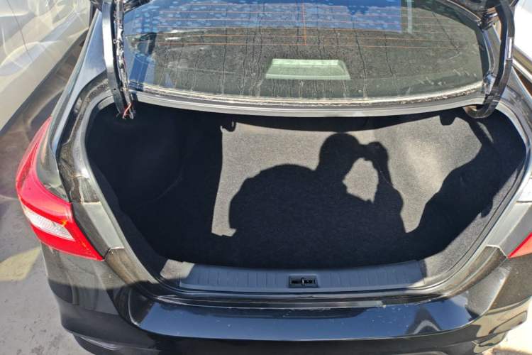 Used Nissan Sylphy 2019 Classic 1.6XE CVT Comfort Edition Trunk