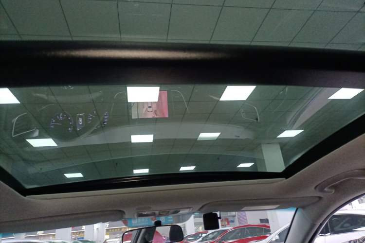 Used Hyundai Mistra 2016 1.8L Automatic Smart GLS