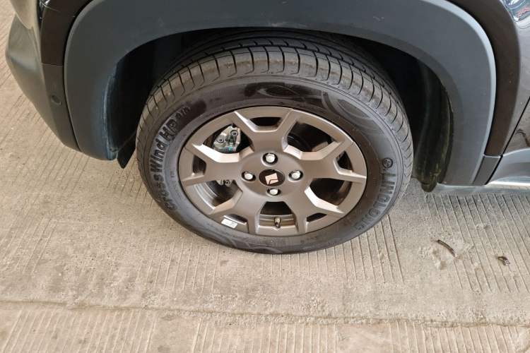 Used Baojun Spark EUV 2025 Smart Luxury Edition 5 Seats Left Front Wheel Hub