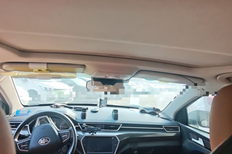 Used FAW Junpai CX65 2018 1.5L Manual Luxury Model Headliner