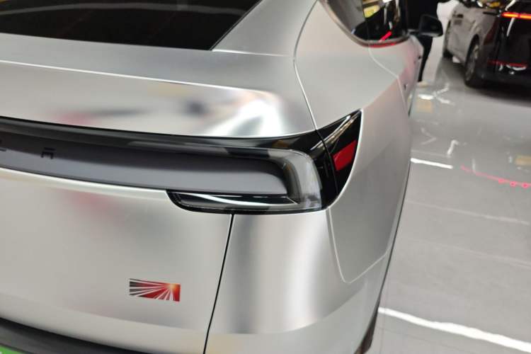 Used Tesla Model Y 2025 Long-Range All-Wheel Drive First Edition