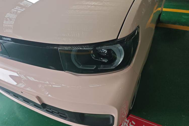 Used Wuling Hongguang MINIEV 2022 Macaron Fashion Model Lithium Iron Phosphate