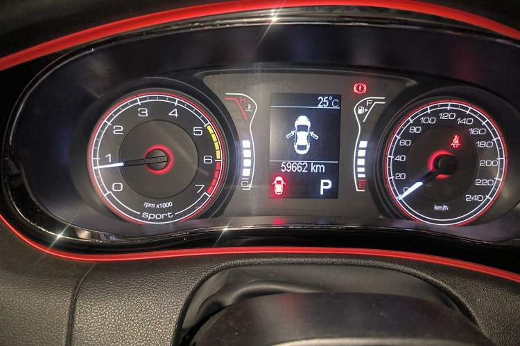 Used Fiat Ottimo 2014 1.4T Automatic Sport Edition Odometer Close Up