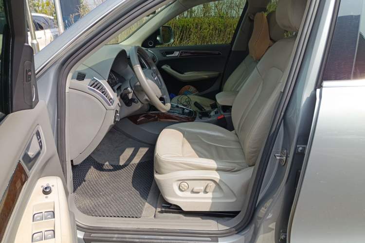 Used Audi Q5 2012 2.0TFSI Comfort Version Left Front Seat