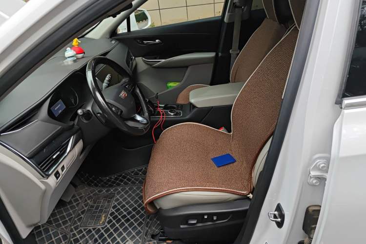 Used Cadillac XT4 2018 28T Two-Wheel-Drive Luxury Model