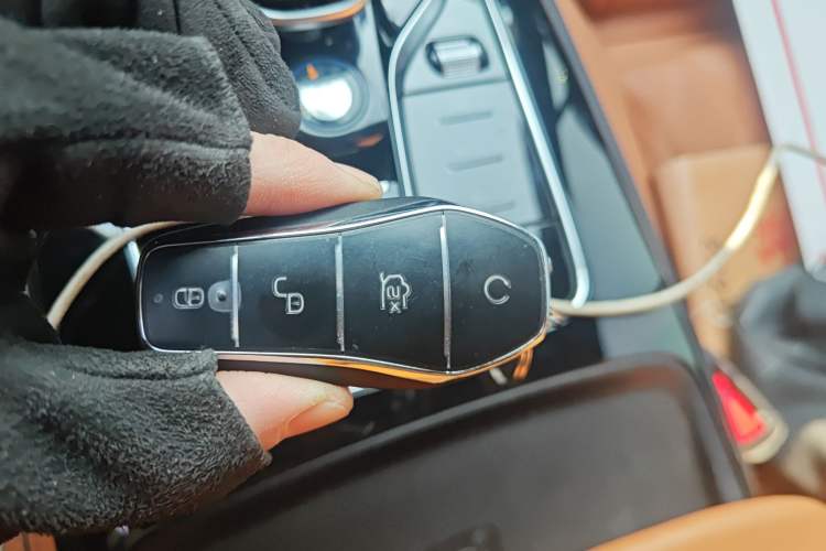 Used BYD Tang New Energy 2023 DM-i Champion Edition 112KM Prestige Model