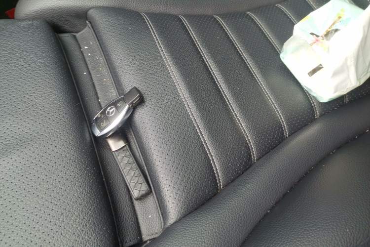 Used Mercedes-Benz C-Class 2015 Facelift C 200 L