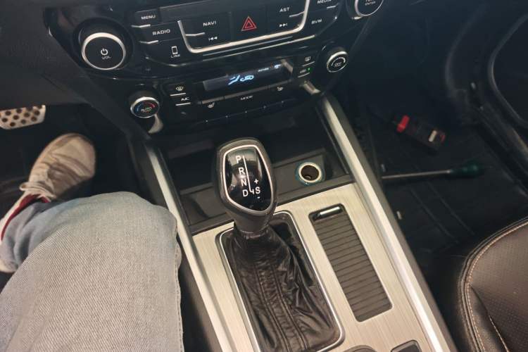 Used Geely Auto Vision X6 2016 1.3T CVT Flagship Model