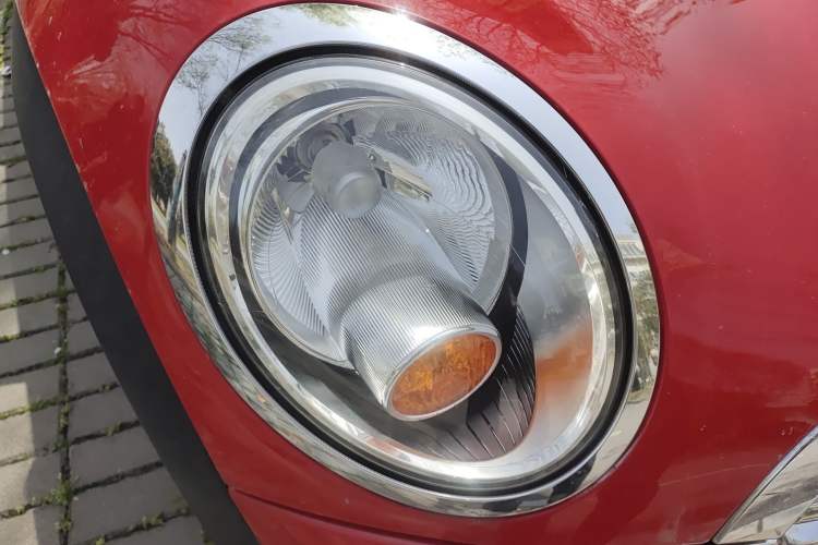 Used MINI 2011 1.6L ONE
