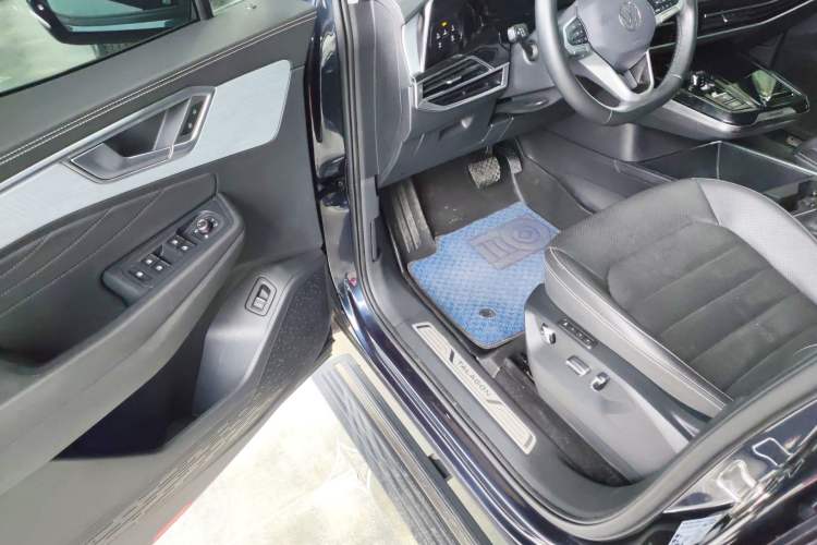 Used Volkswagen Talagon 2023 Facelift 380TSI All-Wheel Drive Luxury Jiajing Pro Version with 7 Seats