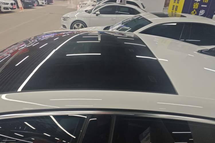 Used Volkswagen Lamando 2024 Lavida L 280TSI DSG Cool & Spicy Edition Roof