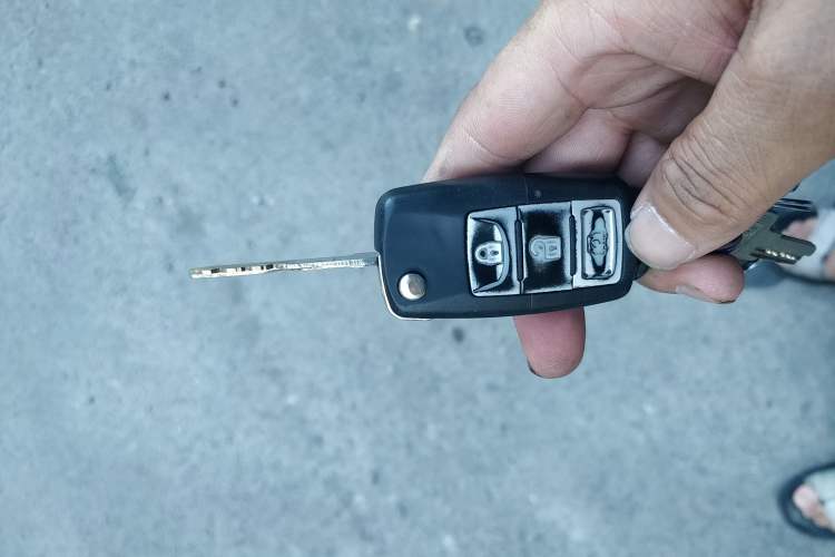 Used BAIC Weiwang M30 2017 1.5L M30S Standard DAM15DL
