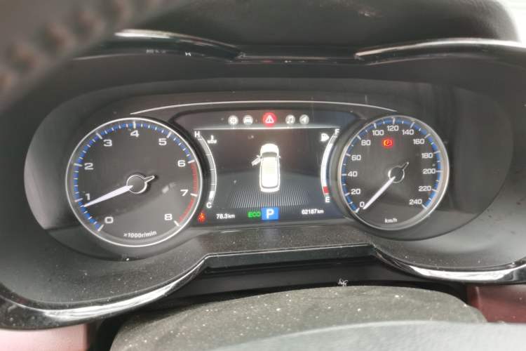 Used GAC Trumpchi GS8 2017 320T Two-Wheel Drive Luxury Smart Connectivity Version (7 Seats) Instrument Cluster