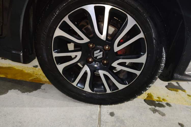 Used Suzuki Swift 2013 1.5L Manual 20th Anniversary Limited Edition