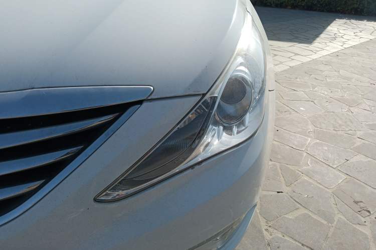 Used Hyundai Sonata 2014 2.4L Automatic Leading Edition China IV Standard
