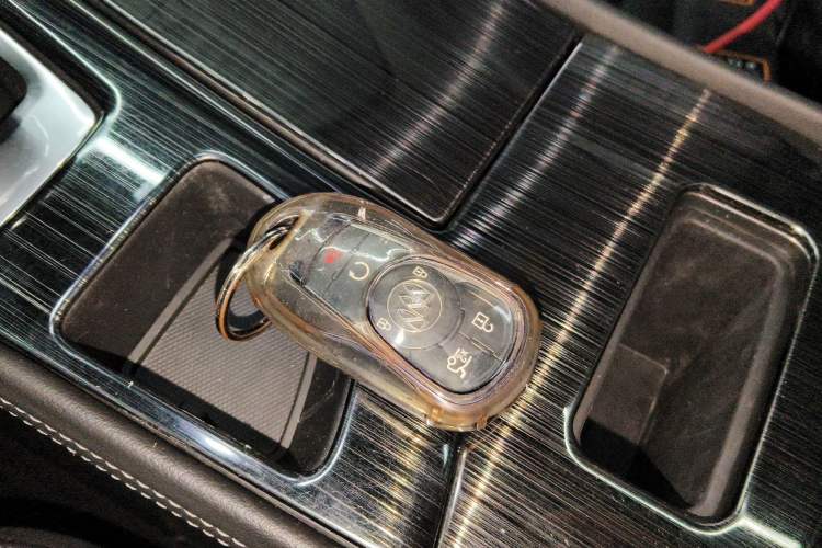 Used Buick LaCrosse 2019 28T Luxury Version
