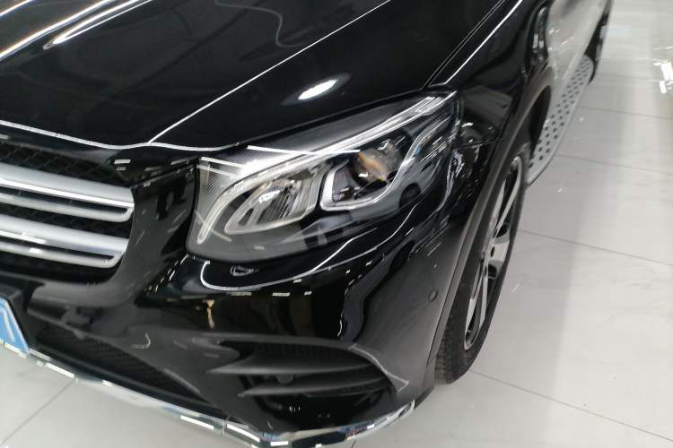 Used Mercedes-Benz GLC 2018 GLC 260 4MATIC Luxury Model