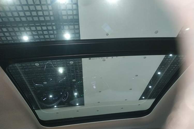 Used Buick Envision 2023 Encore S 552T Two-Wheel Drive Luxury Model
