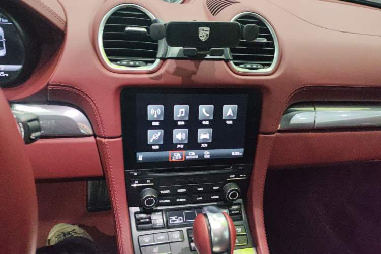 Used Porsche 718 2020 Boxster 2.0T Audio And AC Panel